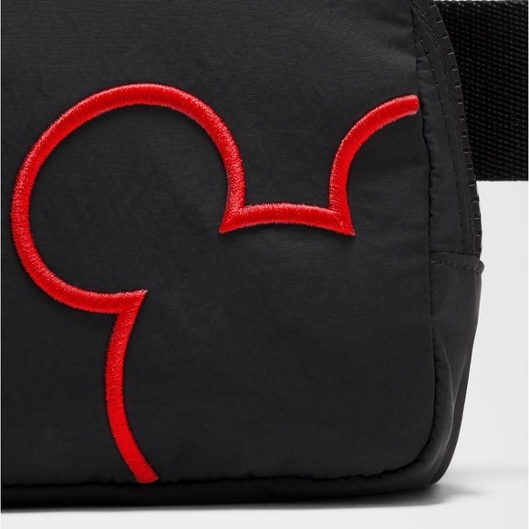 🖤NEW LULULEMON x DISNEY LIMITED EDITION EVERYWHERE BAG 1L - Picture 8 of 9